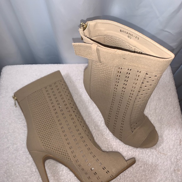 New - Micro Suede Stylish Boots Size 8.5 - Picture 8 of 16